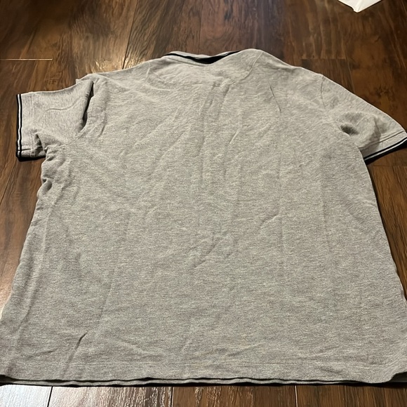 Comfortable and nice top for men by banana republic - Picture 3 of 3